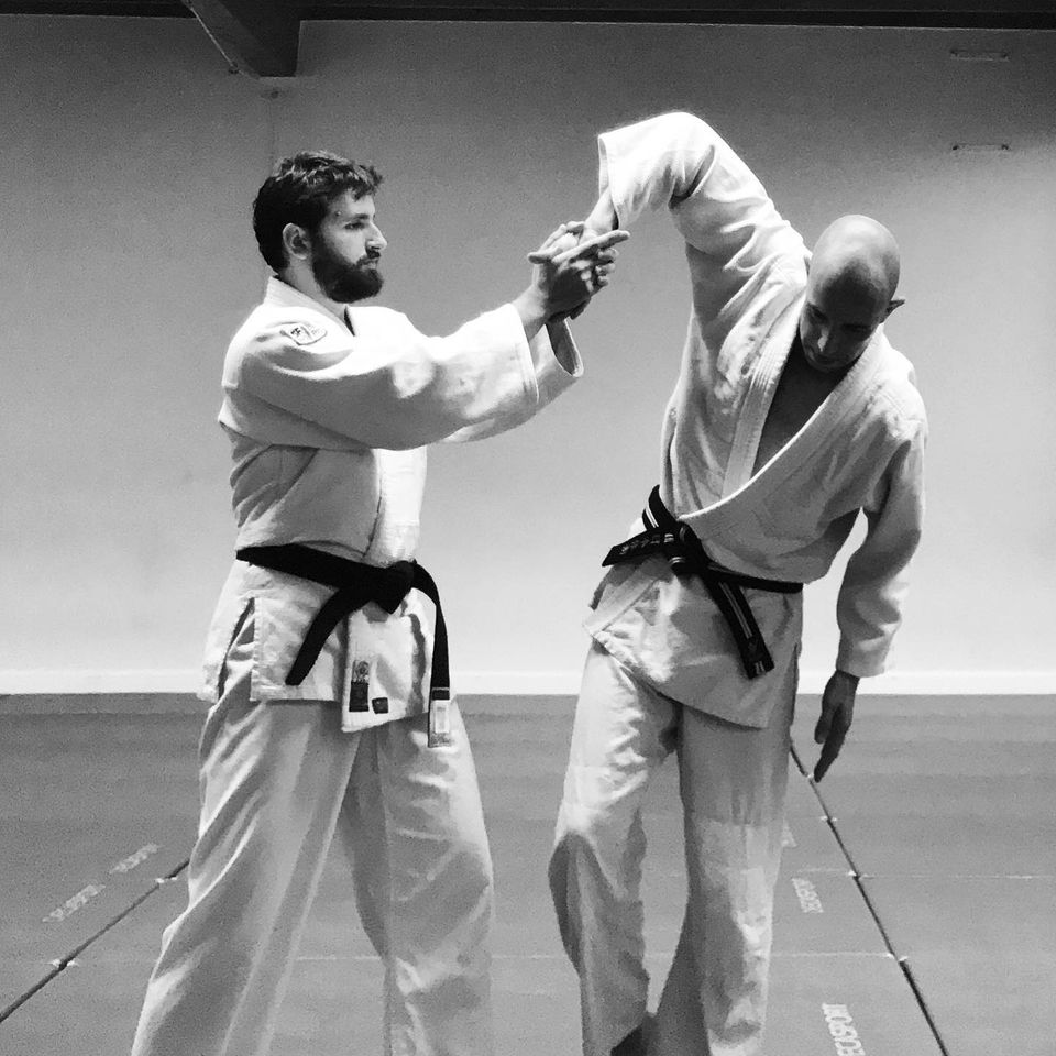 Technique de kote hineri